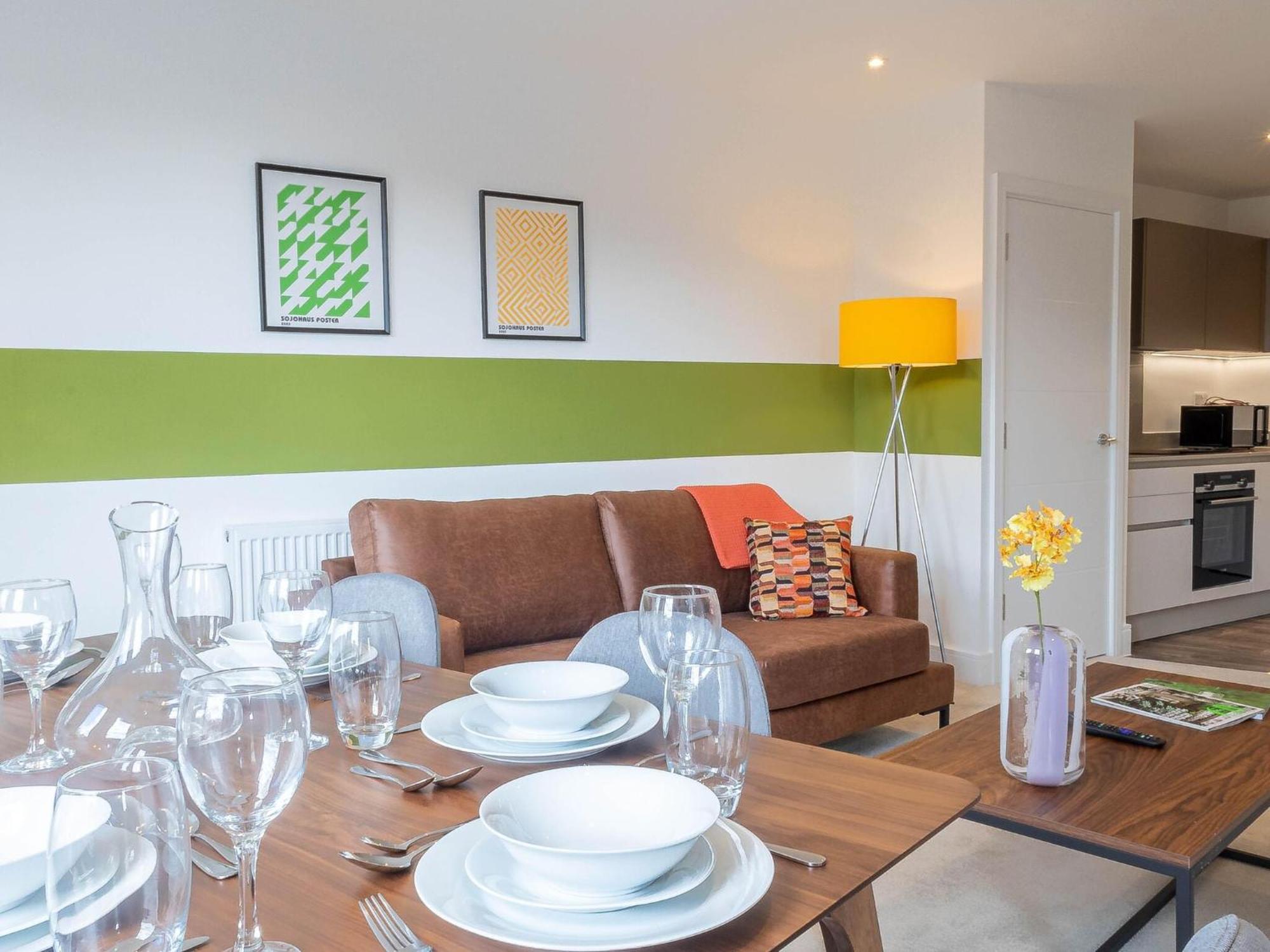 Modern Apartments With Balcony In Merton Near Wimbledon By Sojo Stay Mitcham Exterior foto